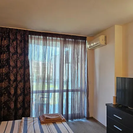 Apartman студио за в сарафово Burgasz